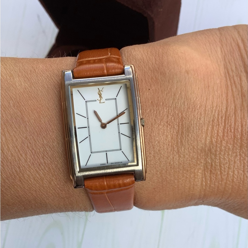 Ladies Yves Saint Laurent wristwatch🌟🌟 - Picture 6 of 11